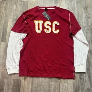 Vintage-Inspired USC Long-Sleeve
Sweatshirt - XXL, Red & White Contrast
Design